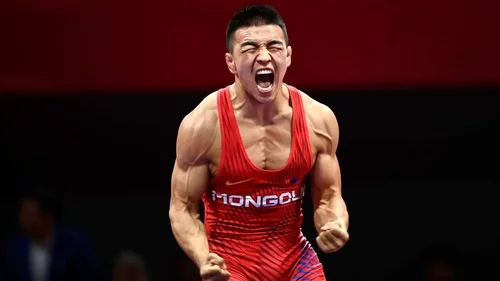 Т.Тулга Ази тивийн аваргаас мөнгөн медаль хүртэж, хошой медальтан болов